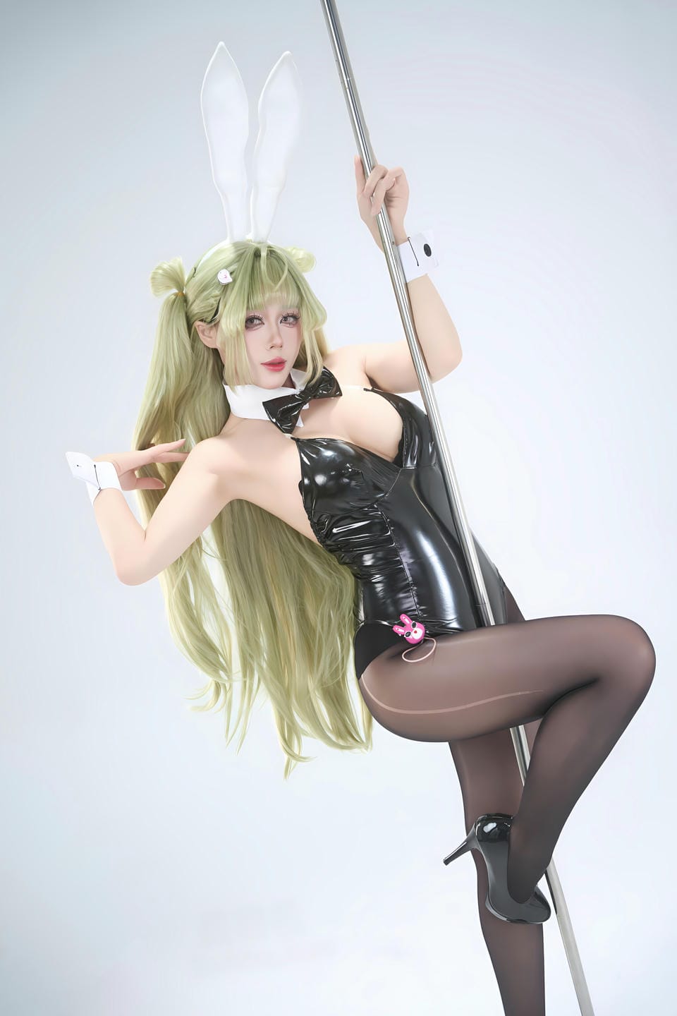 九言 - NIKKE胜利女神 索达 [82P5V-513M] 1 (16).jpg
